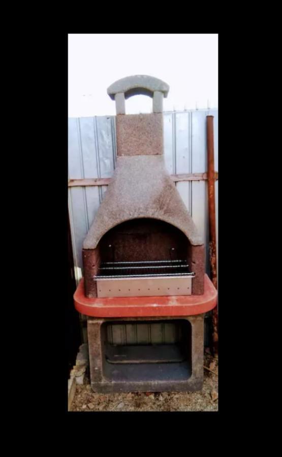 Two Rooms Rustic House - Self Check-In Bucureşti Exterior foto